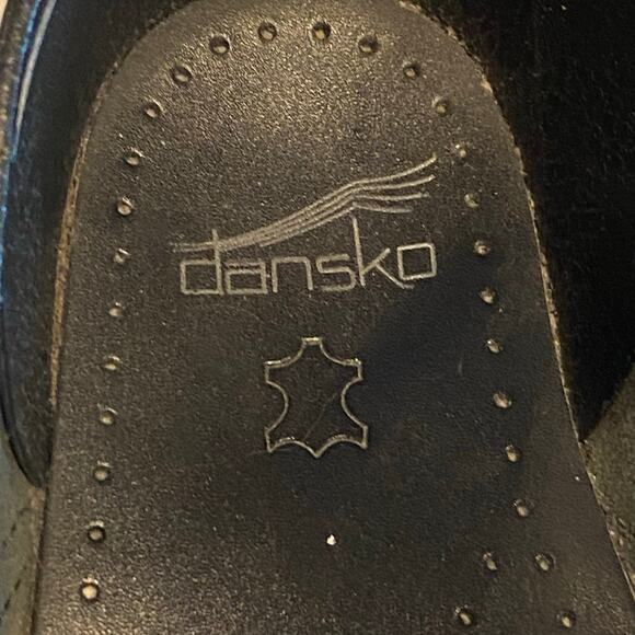Dansko Embossed Leather Clogs Womens 42 Professional Comfort Boho Workwear Nurse - Picture 7 of 11